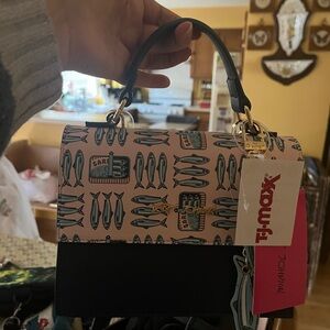 JOHNSON Pink & Black Top-Handle Women’s Satchel